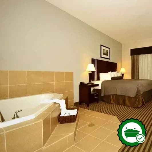 Jetted bathtub