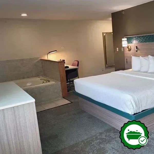 Jetted bathtub