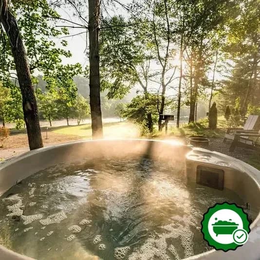 Hotels with jacuzzi in room in Arden