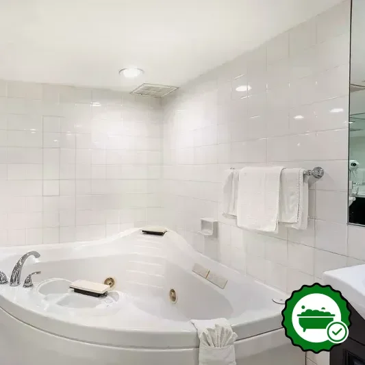 Jetted bathtub