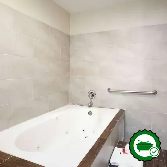 Jetted bathtub