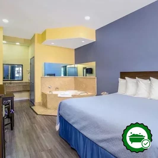 In-room jacuzzi at Days Inn by Wyndham Banning Casino/Outlet Mall in Banning