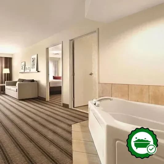 Jetted bathtub