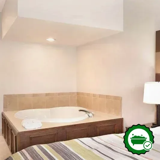 Jetted bathtub