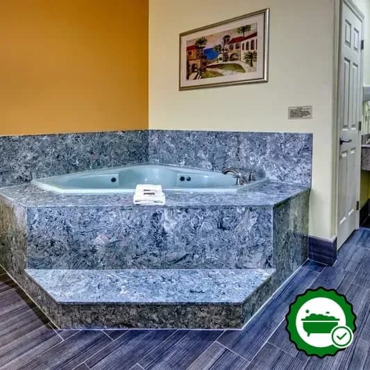 Jetted bathtub