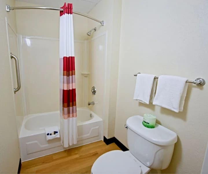 Red Roof Inn Canton