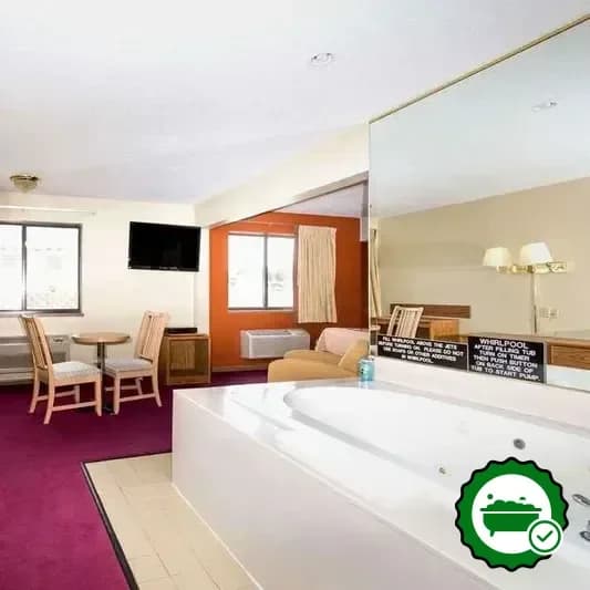 Nebraska hot tub hotels