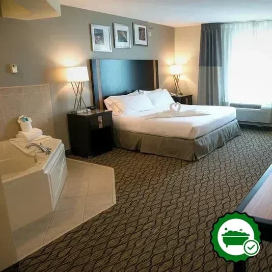 Holiday Inn Express & Suites Chanhassen By IHG