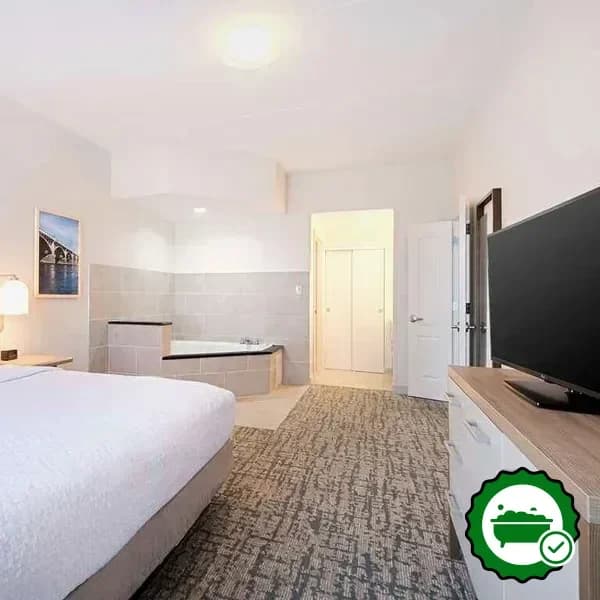 Jetted bathtub