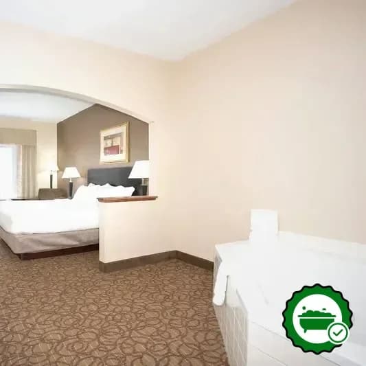 Holiday Inn Express & Suites Concordia Us 81 By IHG
