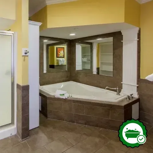 Jetted bathtub