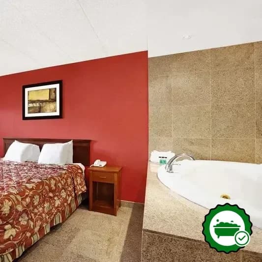 Hotels with jacuzzi in room in East Orange