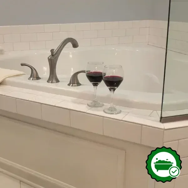 Jetted bathtub