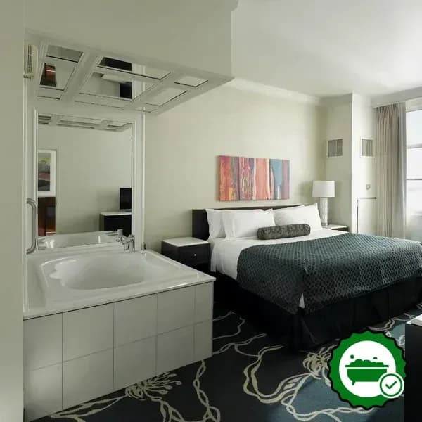 Jetted bathtub