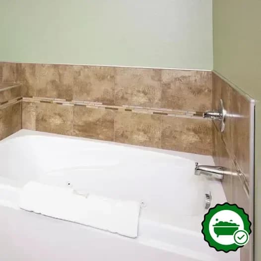 Jetted bathtub