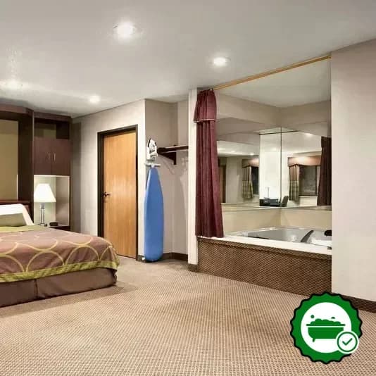Jetted bathtub
