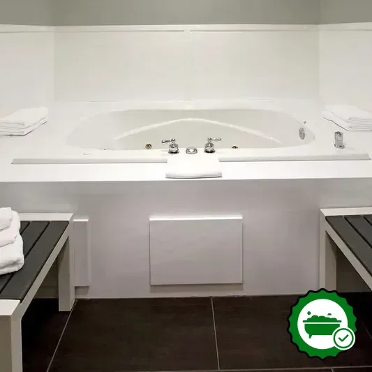 Hotels with jacuzzi in room in Hagerstown