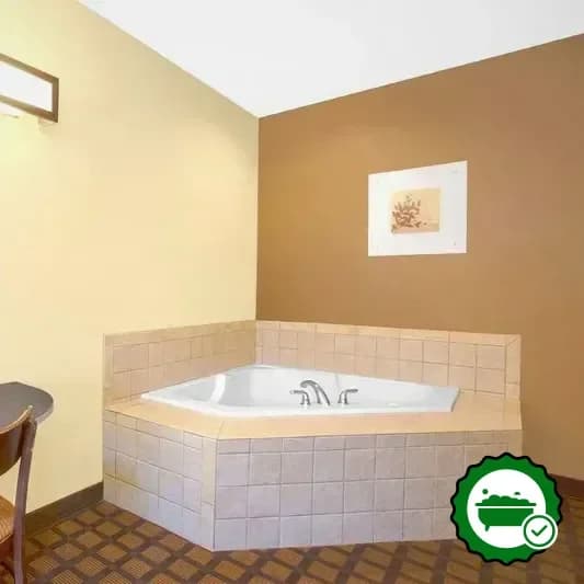 Jetted bathtub
