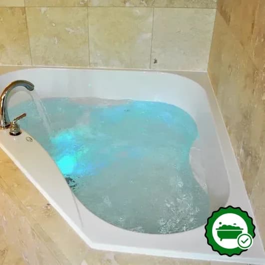 Jetted bathtub