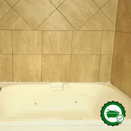 Jetted bathtub