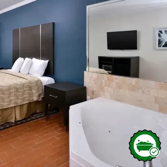 Jetted bathtub
