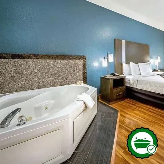 Jetted bathtub