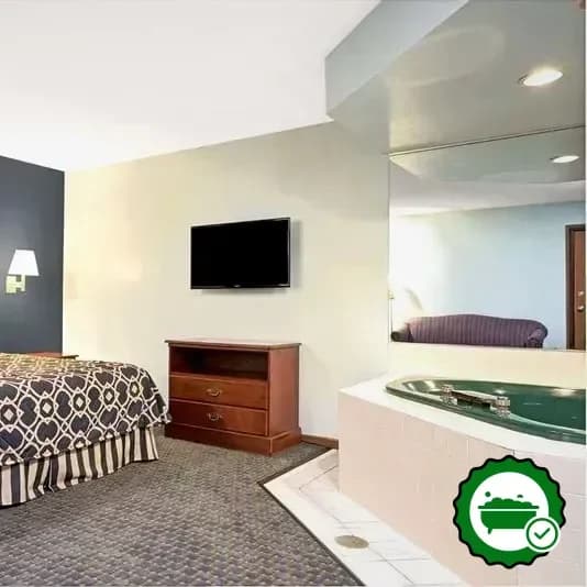 Jetted bathtub