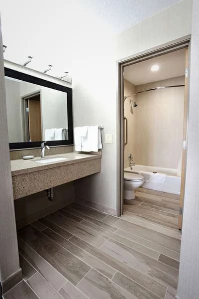 In-room jacuzzi at Best Western Plus CottonTree Inn in Idaho Falls, Idaho