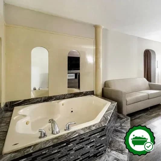 Jetted bathtub