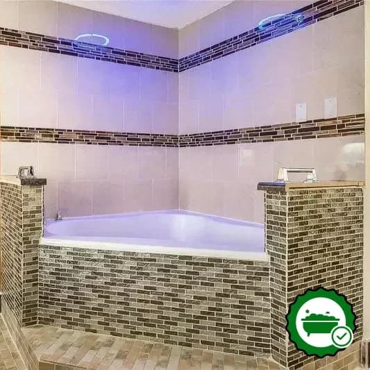 Jetted bathtub