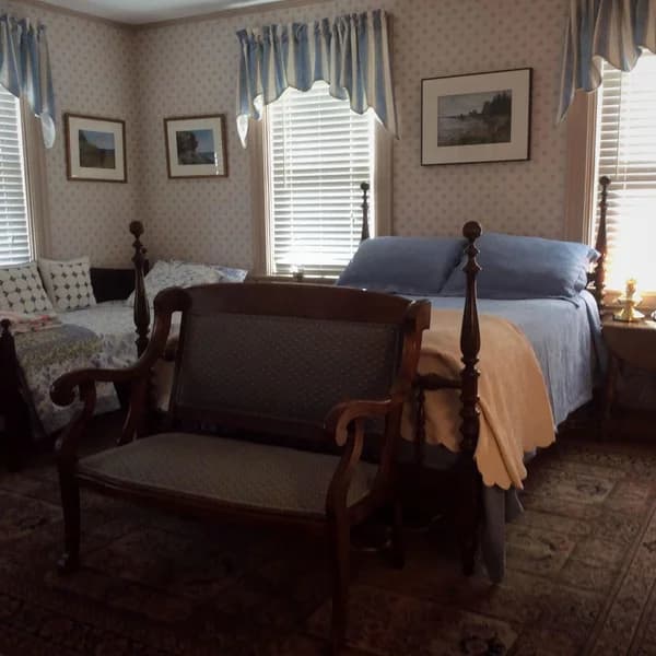 Hotels with jacuzzi in room in Jefferson