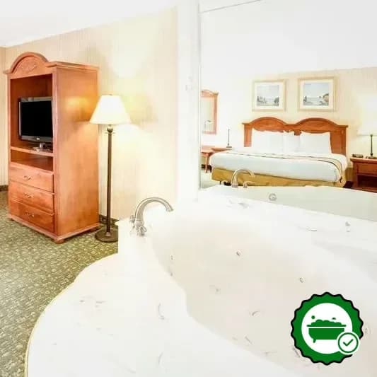 Jetted bathtub