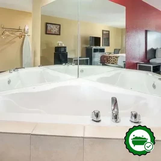 Jetted bathtub