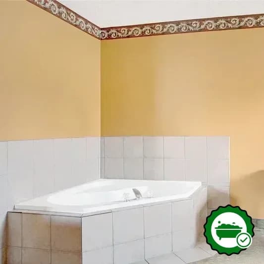 In-room jacuzzi at Days Inn by Wyndham Lehi in Lehi