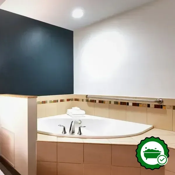 Jetted bathtub