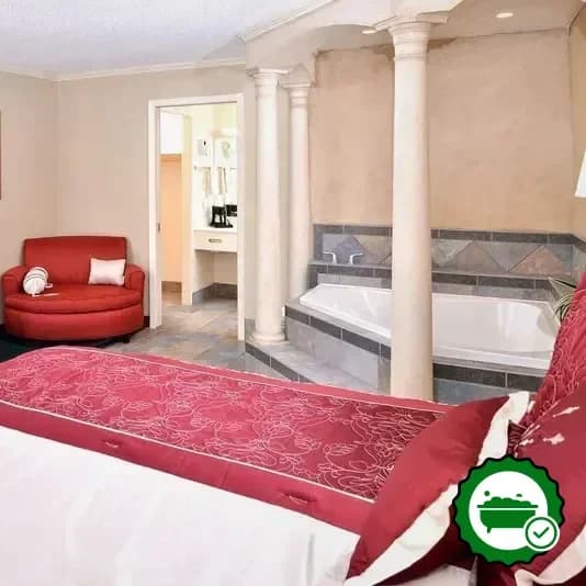 In-room jacuzzi at Americas Best Value Inn Lubbock E in Lubbock