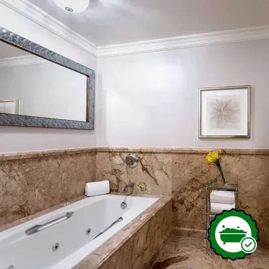 Hotels with jacuzzi in room in Marina Del Rey
