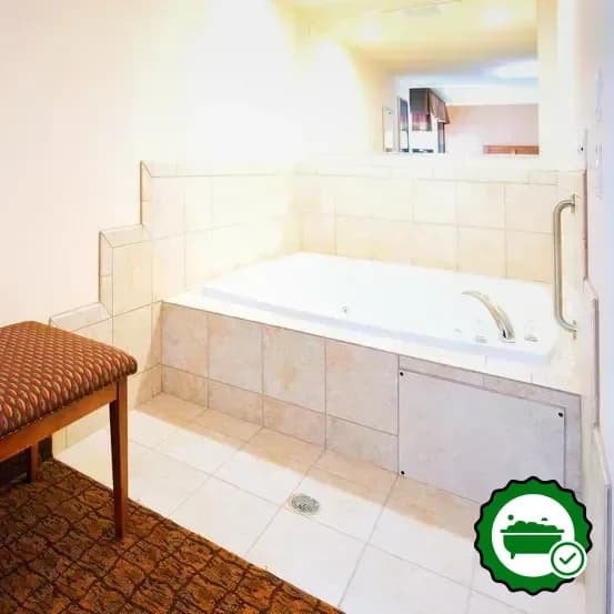 Holiday Inn Express & Suites Mount Airy, an IHG hotel