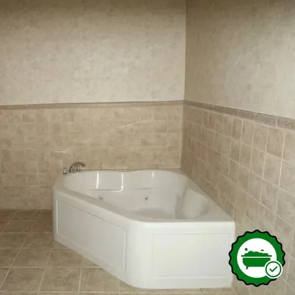 Howard Johnson by Wyndham Oacoma Hotel & Suites