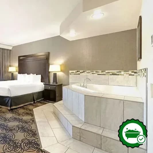 In-room jacuzzi at Best Western Plus Midwest Inn in Omaha, Nebraska
