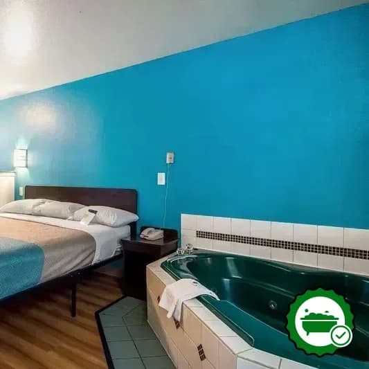 Motel 6 Portland Mall