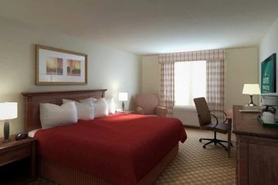 Hotels with jacuzzi in room in Pottsville