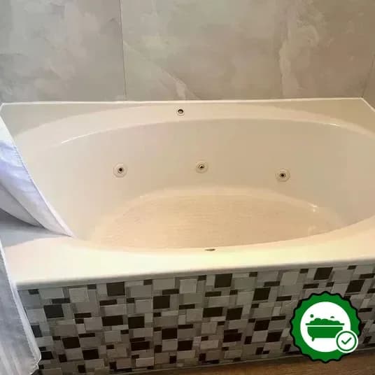 Hotels with jacuzzi in room in Rocklin