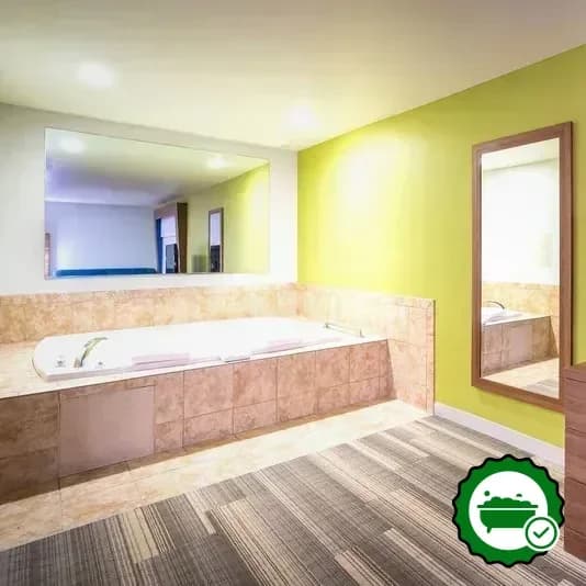 Holiday Inn Express & Suites Rocky Mount/smith Mtn Lake By IHG