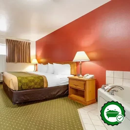 Hotels with jacuzzi in room in Valentine