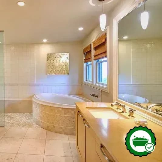 Hotels with jacuzzi in room in Wailea