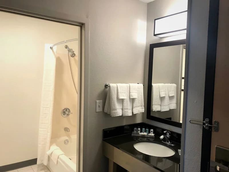 Country Inn & Suites By Radisson, Wichita East, Ks