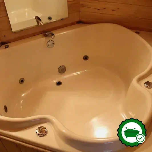 Jetted bathtub