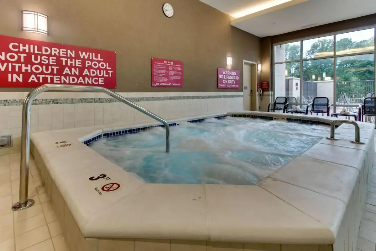In-room hot tub at Drury Plaza Hotel Richmond in Glen Allen, VA