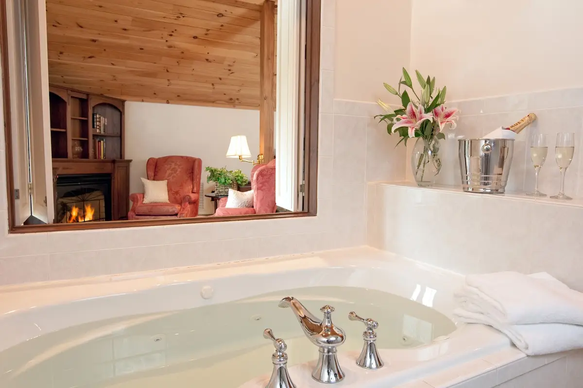 In-room jacuzzi tub at Stonecroft Country Inn in Ledyard, CT